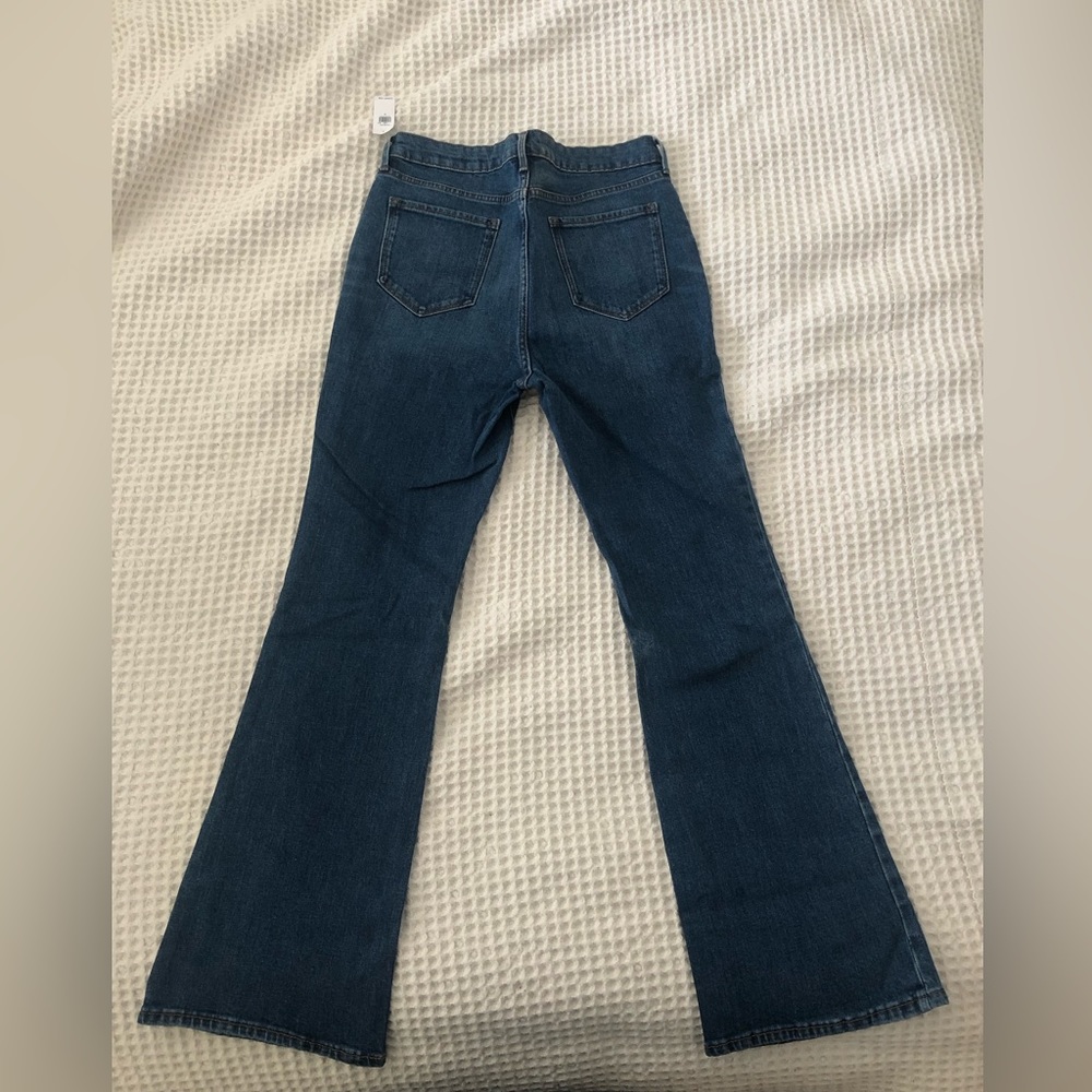NWT Old Navy extra high waisted flare jeans size 10